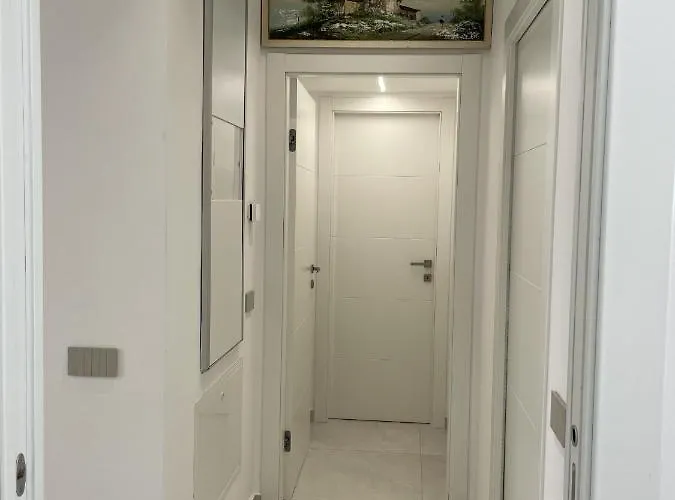 Varese Apartment * فاريسّي