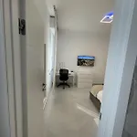 Varese Apartment Lägenhet