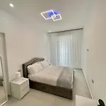 Lägenhet Varese Apartment