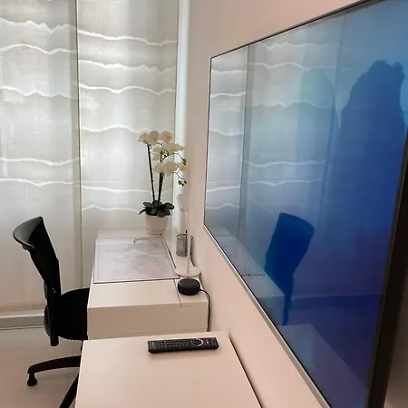 Varese Apartment * 바레세